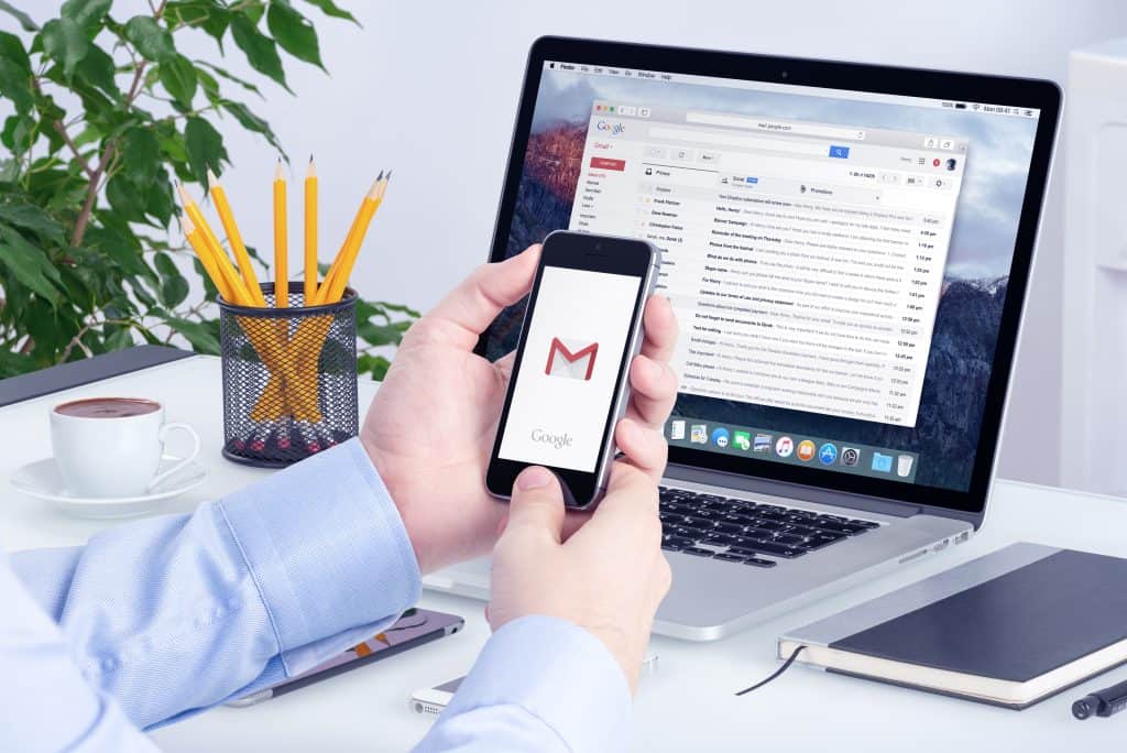 Kako namjestiti automatsko prosljeđivanje mailova s gmaila