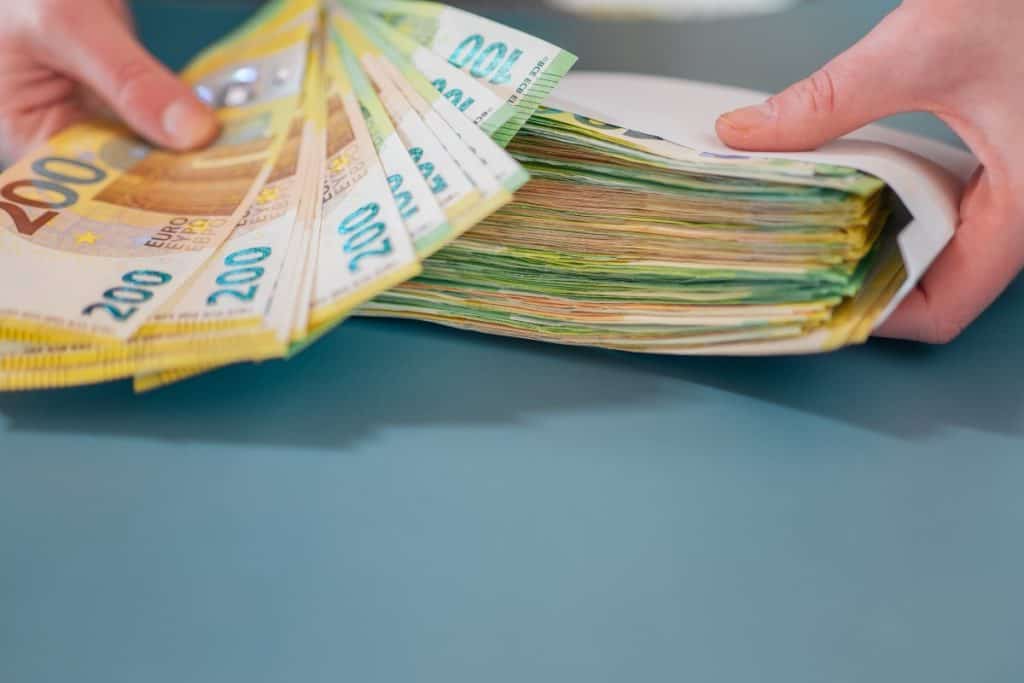 Kako ulaganje u energetske projekte može donijeti dugoročne profite Kako ulaganje u energetske projekte može donijeti dugoročne profite